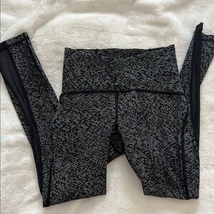 Black and White Lulu Leggings